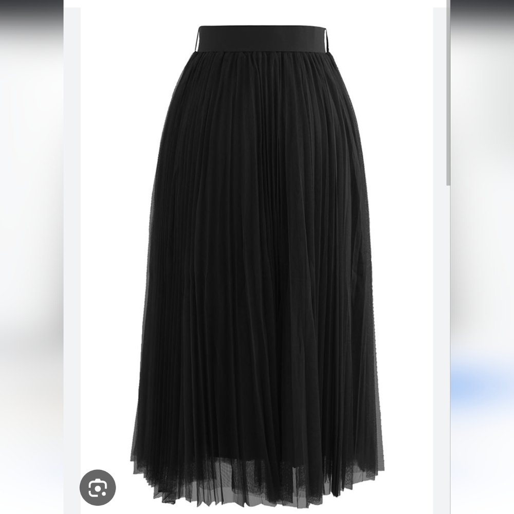 Large Full Pleated Mesh Layered Midi Skirt in Black
